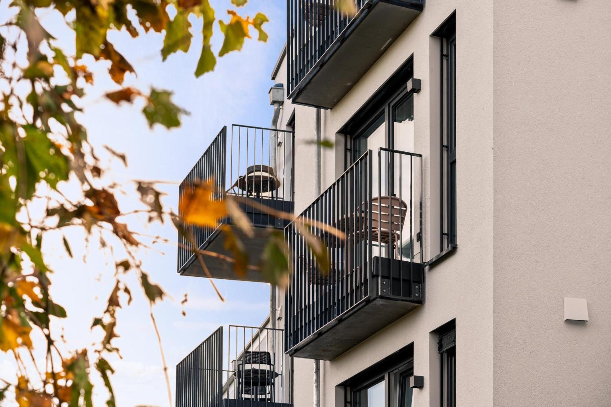 Motel42-Temporary Living Friedrichshafen Exterior photo